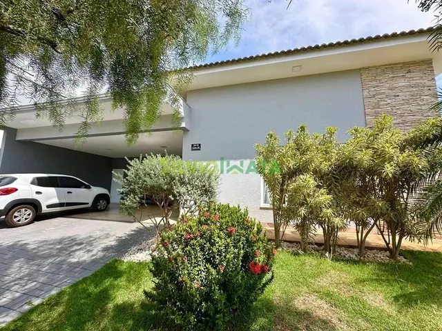 Imagem: A casa em condomínio possui 5 Dormitórios, 2 Suítes, 4