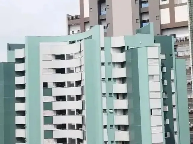 Imagem 2: Apartamento À Venda em Maringá com 2 Quartos, Suíte e Sacada no Novo Centro