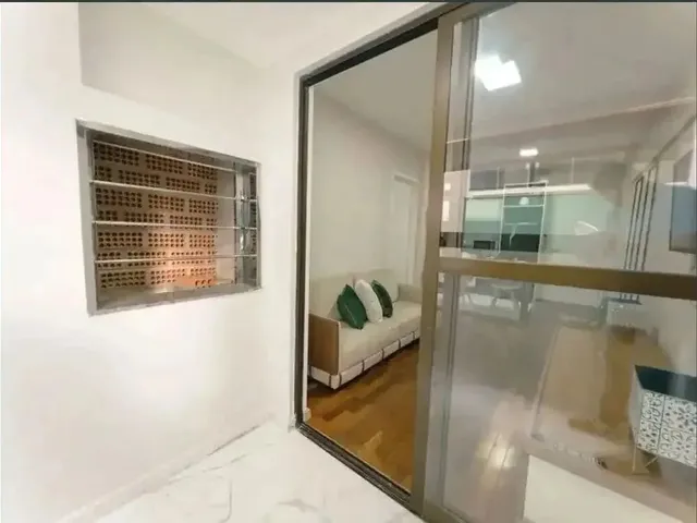 Imagem 6: Kitnet À Venda na Zona 7 de Maringá com 1 Quarto e Sacada