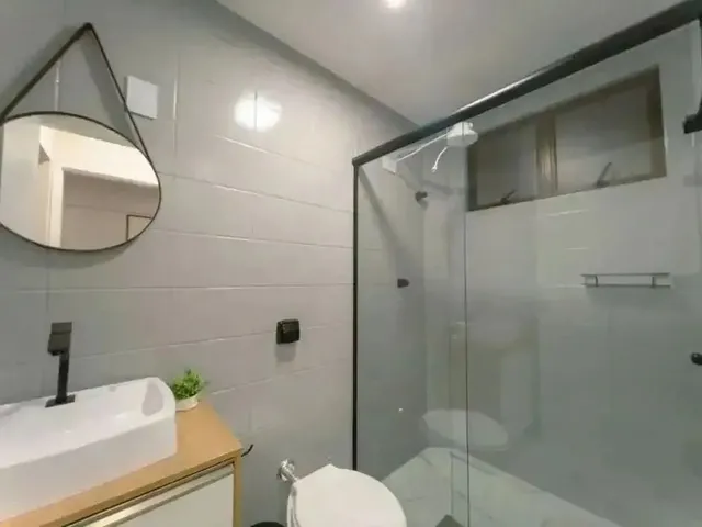 Imagem 8: Kitnet À Venda na Zona 7 de Maringá com 1 Quarto e Sacada