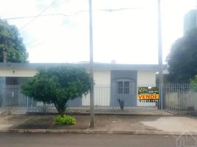 Imagem 1: Casa com 3 Quartos Á Venda na Vila Ipiranga em Maringá