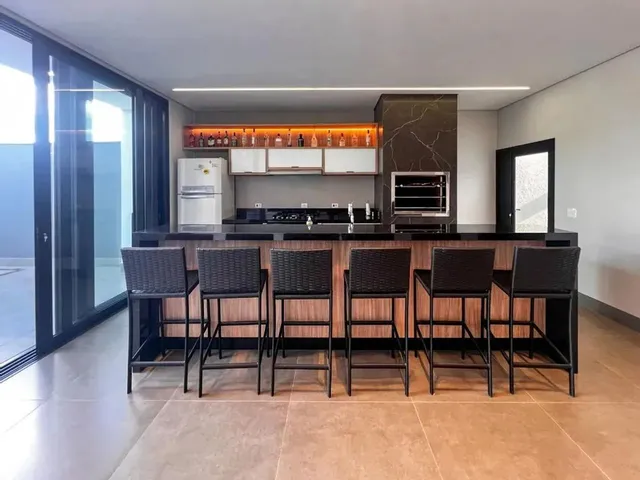Imagem 16: Casa À Venda em Maringá, Jardim Cidade Monções, com 3 Suítes, com 254.94 M²