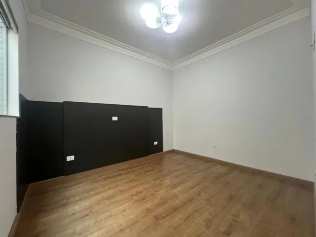 Imagem 7: Sobrado À Venda em Maringá, Zona 28, com 3 Quartos, com 193.47 M²