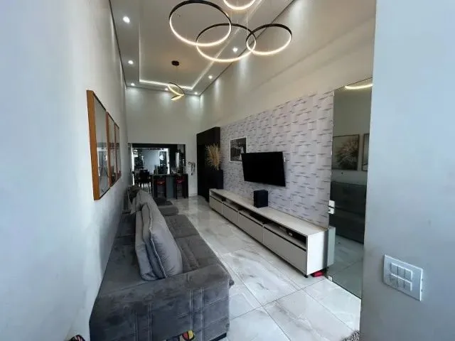 Imagem 12: Oportunidade Abaixo do Valor, Casa com 3 Suites em Maringá