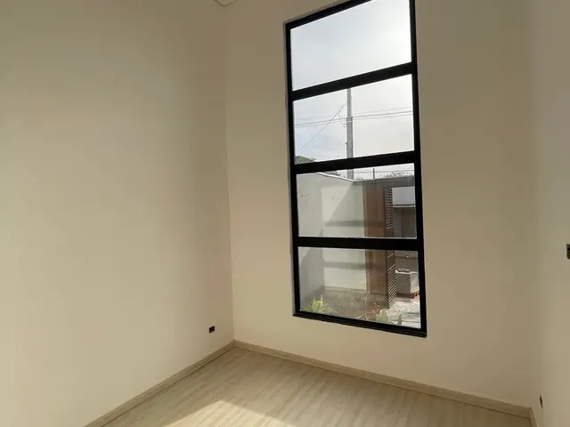 Imagem 9: Linda Casa com Corredor Lateral no Parque das Palmeiras Maringá