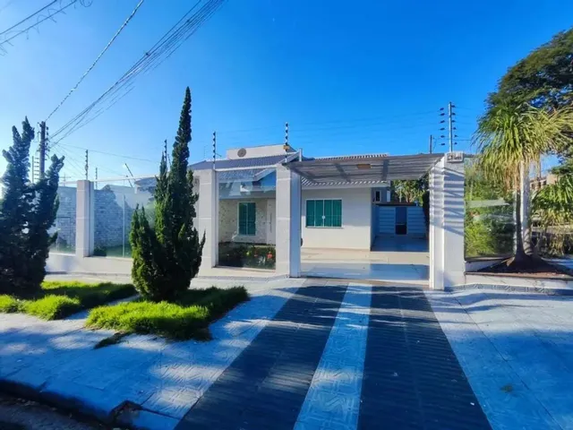 Imagem: Casa À Venda em Maringá, Conjunto Habitacional