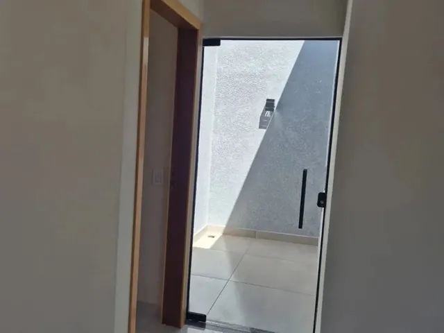 Imagem 9: Linda Casa. Churrasqueira, Área de serviço, 84m² de Áreae2 Vagas...