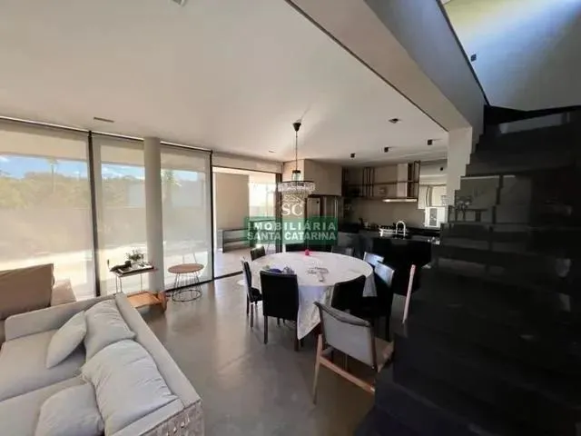 Imagem 10: Casa À Venda em Maringá, Cond Ecogarden Residence, com 3 Suítes, com 301 M²