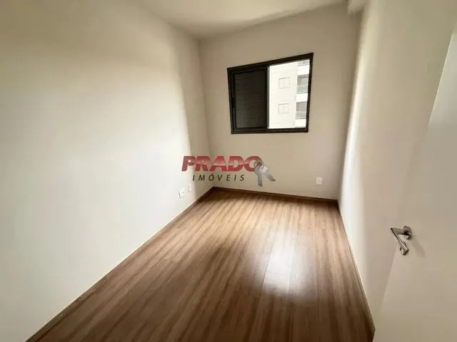 Imagem 2: Apartamento À Venda em Maringá, Jardim Aclimação, com 3 Quartos, com 64 M², Up