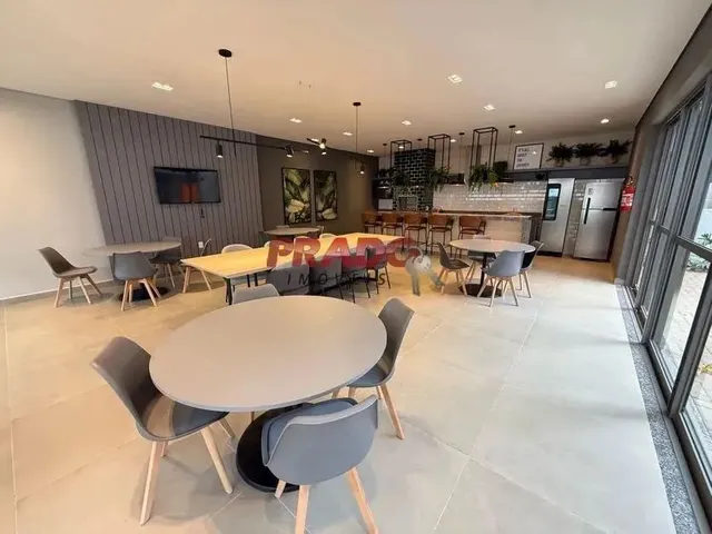 Imagem 16: Apartamento À Venda em Maringá, Jardim Aclimação, com 2 Quartos, com 64 M², Up