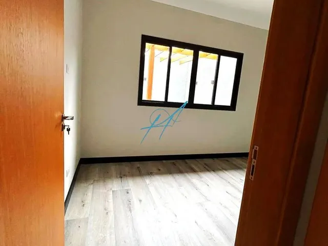 Imagem 4: Casa À Venda em Maringá, Bom Jardim, com 3 Quartos, com 140 M²