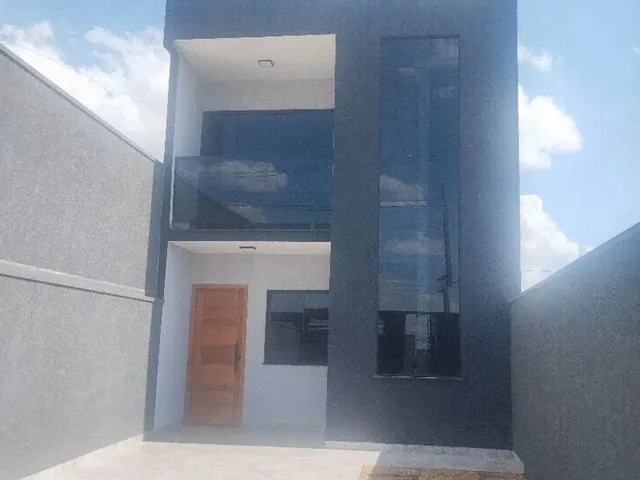 Imagem: Belo Sobrado a Venda