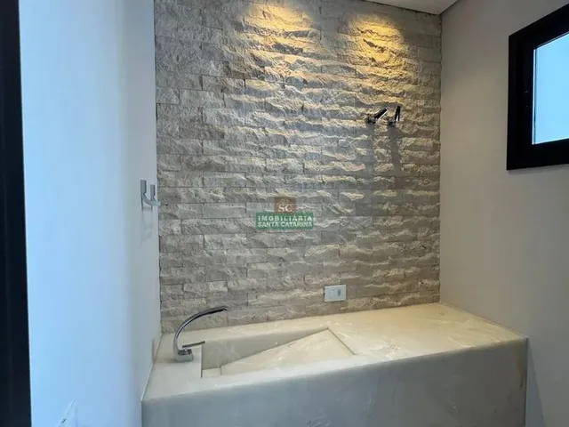 Imagem 4: Casa À Venda em Maringá, Cond Ecogarden Residence, com 3 Suítes, com 280 M²