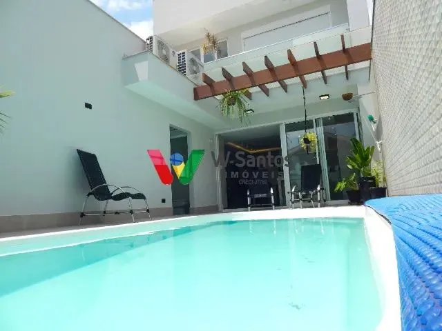 Imagem 4: Casa Jd Paris com Piscina 208 M² 3 Suites Sendo 1 Master, 2 Vga Gar Permuta 45