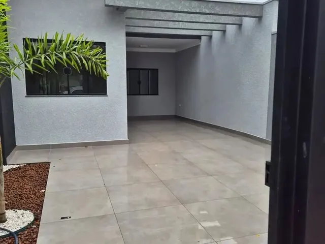 Imagem 7: Casa À Venda em Maringá, Conjunto Habitacional Requião, com 3 Quartos, com 79.95 M²