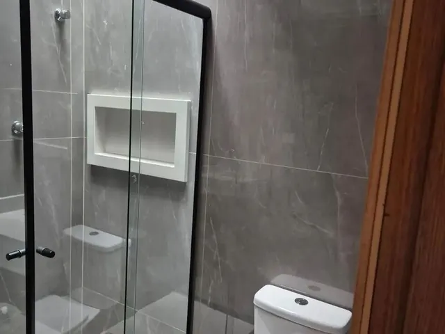 Imagem 15: Casa À Venda em Maringá, Conjunto Habitacional Requião, com 3 Quartos, com 79.95 M²