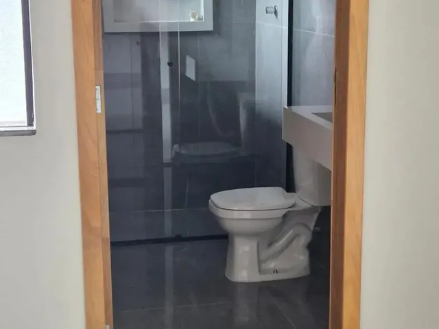 Imagem 8: Casa À Venda em Maringá, Conjunto Habitacional Requião, com 3 Quartos, com 79.95 M²