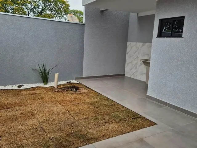 Imagem 10: Casa À Venda em Maringá, Conjunto Habitacional Requião, com 3 Quartos, com 79.95 M²
