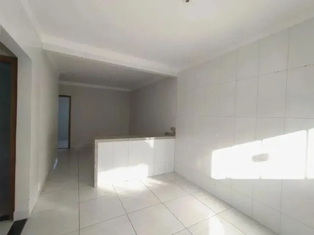 Imagem 2: Casa À Venda em Maringá, Conjunto João de Barro Itaparica, com 3 Quartos, com 75.83 M²