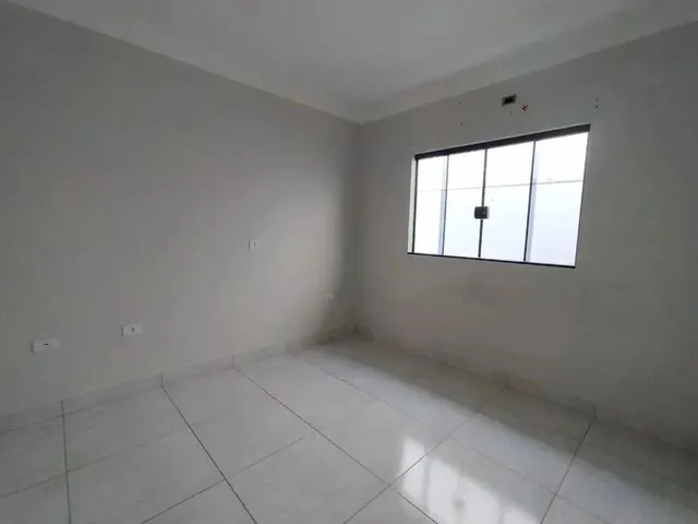 Imagem 4: Casa À Venda em Maringá, Conjunto João de Barro Itaparica, com 3 Quartos, com 75.83 M²