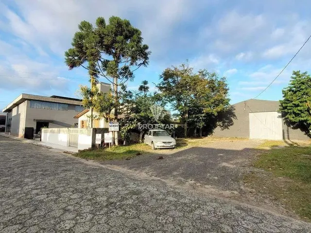 Imagem: Pavilhão a Venda no Bairro Urussanguinha