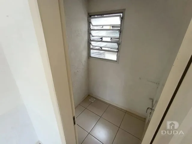 Imagem 2: Sala Comercial Galpão / depósito com aluguel por R$1.400 /mês