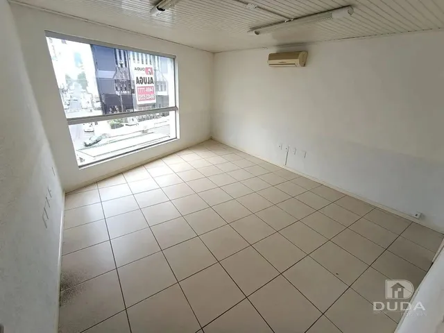 Imagem 9: Sala Comercial Galpão / depósito com aluguel por R$1.400 /mês