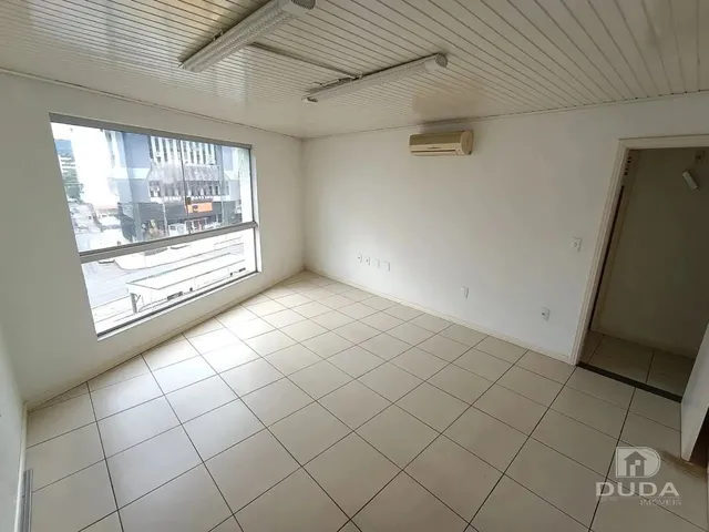 Imagem 12: Sala Comercial Galpão / depósito com aluguel por R$1.400 /mês