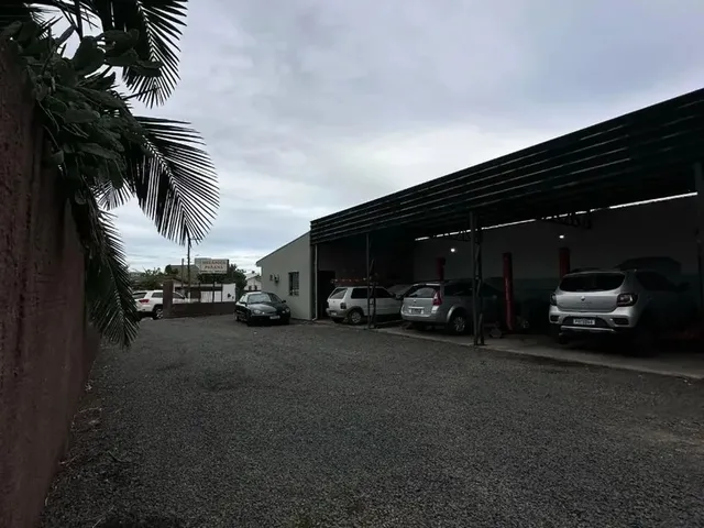 Imagem: Pavilhão Medindo 180,00M² e Kitinet