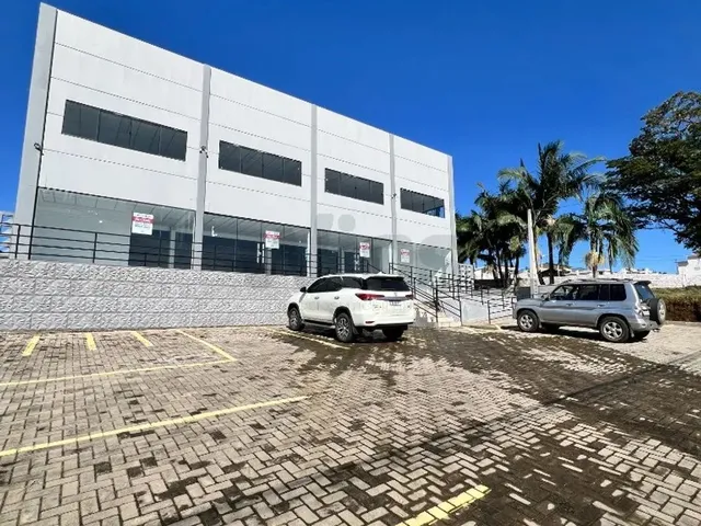 Imagem: Pavilhão Novo Localizado na Linha Anta