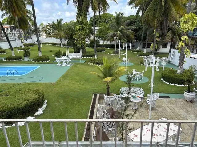 Imagem 6: Mansão com Piscina em Salinas