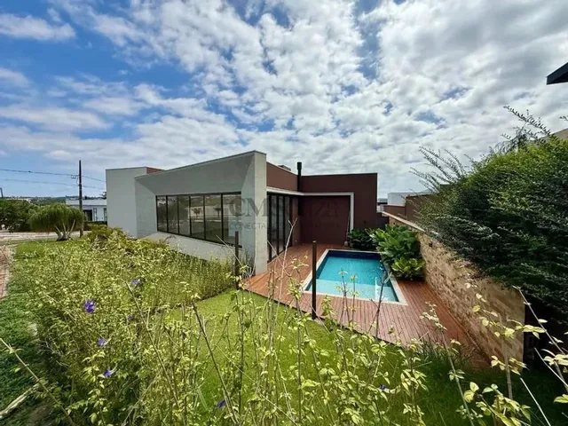Imagem 2: Casa À Venda em Londrina, Recanto do Salto, com 4 Suítes, com 100 M², Condomínio Sun
