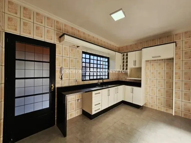 Imagem 10: Casa Prox. Ao Posto Opala 29 com 200M² de Construção e Ampla Área Gourmet