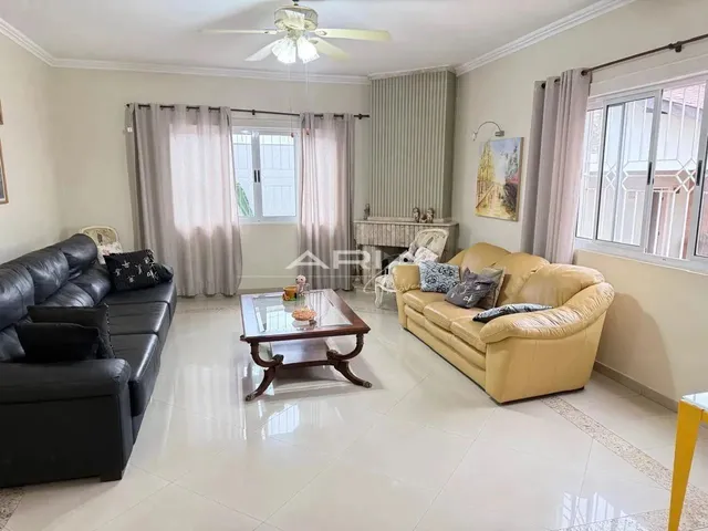 Imagem: Casa À Venda no Jardim Champagnat, Zona