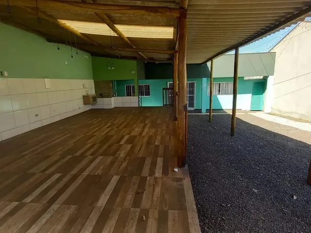 Imagem 9: Casa com 3 Quartos para Venda Próxima da Av. Arthur Thomas