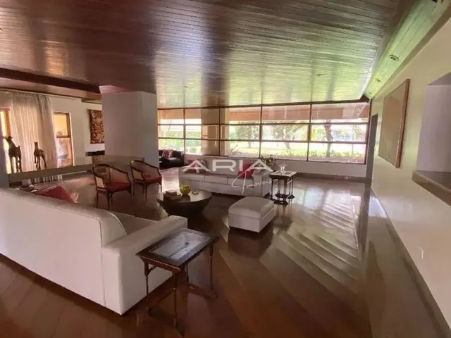 Imagem 2: Edifício Comodoro, Centro Londrina, Apartamento a Venda 5 Quartos 3 Suítes
