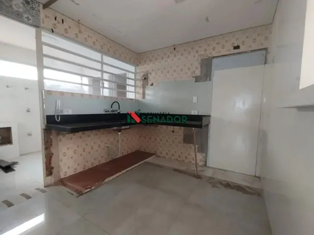Imagem 8: Apartamento À Venda em Londrina, Centro, com 3 Quartos, com 107 M², Edifício Lilian