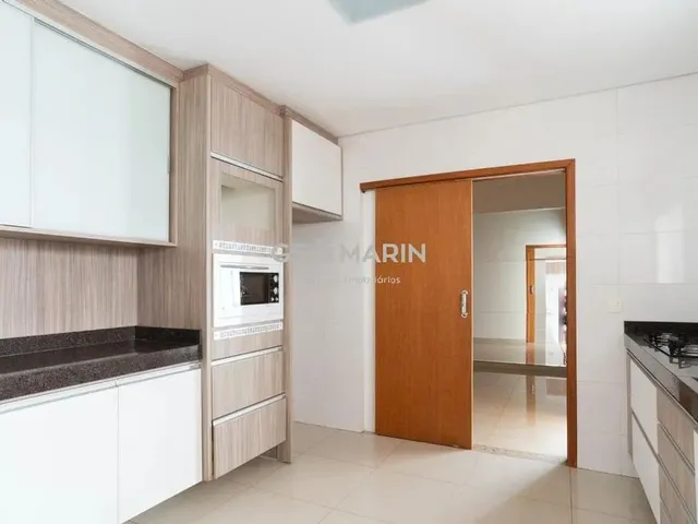 Imagem 9: Casa À Venda em Londrina, Royal Forest, com 3 Quartos, com 200 M², Condomínio Royal