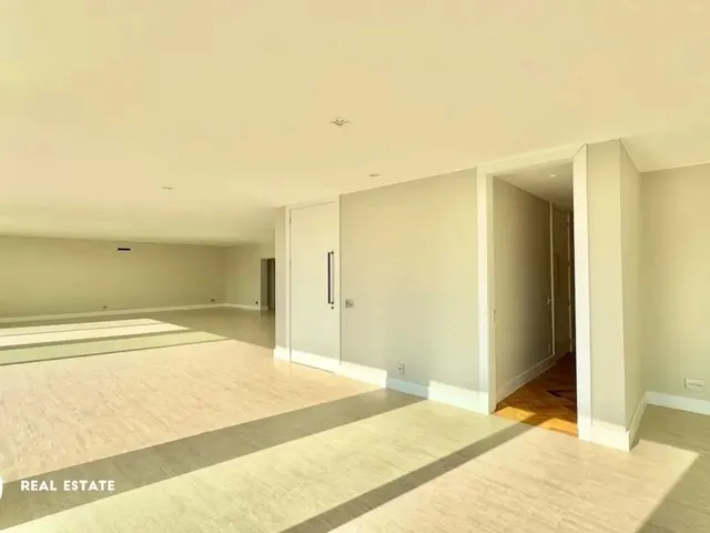 Imagem 5: Cobertura Linear com 460 M² no Leblon