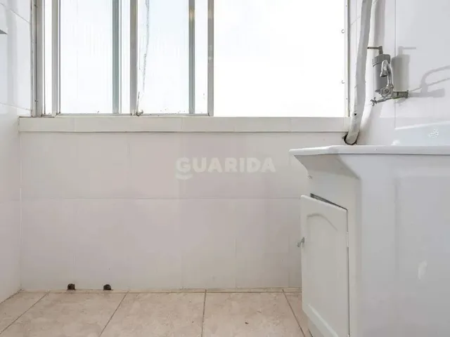 Imagem 13: Apartamento com 2 Dormitórios no Bairro Cavalhada