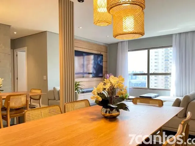 Imagem: O apartamento possui 2 Dormitórios, 1 Suíte, 2 Banheiros,