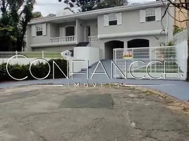Imagem: Casa com 4 Quartos À Venda no Abranches