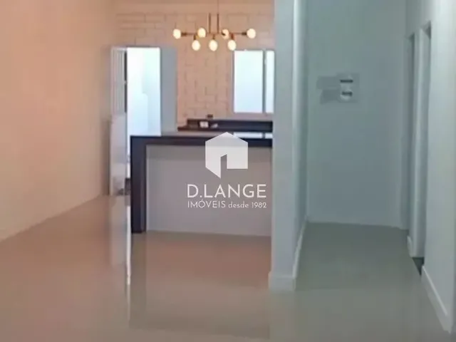 Imagem: A casa possui 4 Dormitórios, 3 Suítes, 4 Banheiros, 4