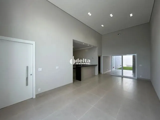 Imagem: Casa Disponível para Venda no Bairro Jardim
