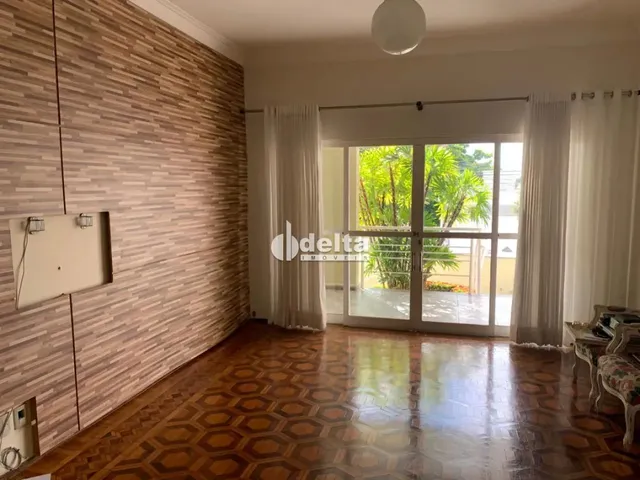 Imagem: Casa Disponível para Venda no Bairro Centro