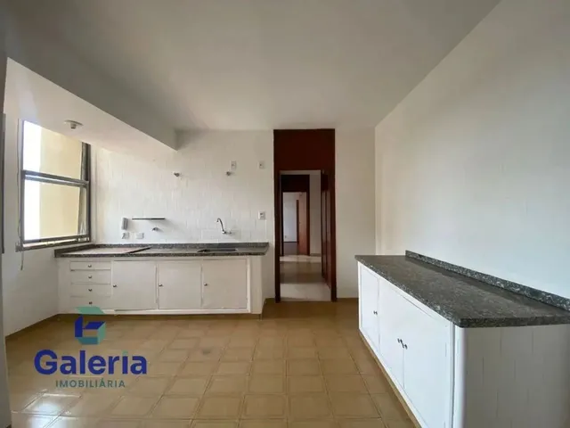 Imagem 3: Apartamento com 2 Quartos para Alugar, 159M² - Centro