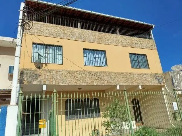 Imagem: Sobrado no Centro com 3 Quartos com Suíte