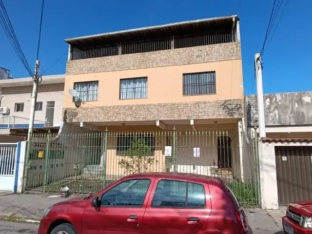 Imagem 3: Sobrado no Centro com 3 Quartos com Suíte para Locação