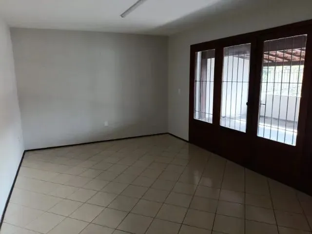 Imagem 14: Sobrado no Centro com 3 Quartos com Suíte para Locação