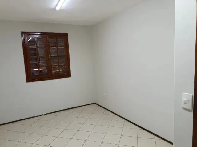 Imagem 11: Sobrado no Centro com 3 Quartos com Suíte para Locação